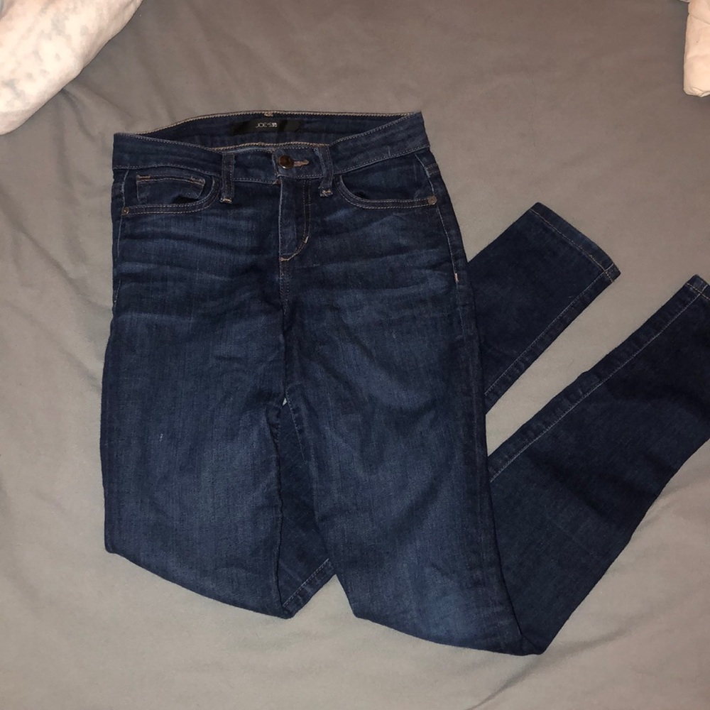 Joe’s Dark Washed Skinny Jeans